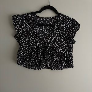 SHEIN black and white crop tie-front blouse - Women’s, Size Small